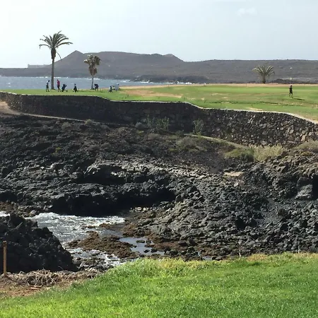 Amazing Surrounded By Two Golf Clubs And A Marina 圣米格尔德阿沃纳