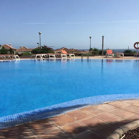 Amazing Surrounded By Two Golf Clubs And A Marina 公寓 *